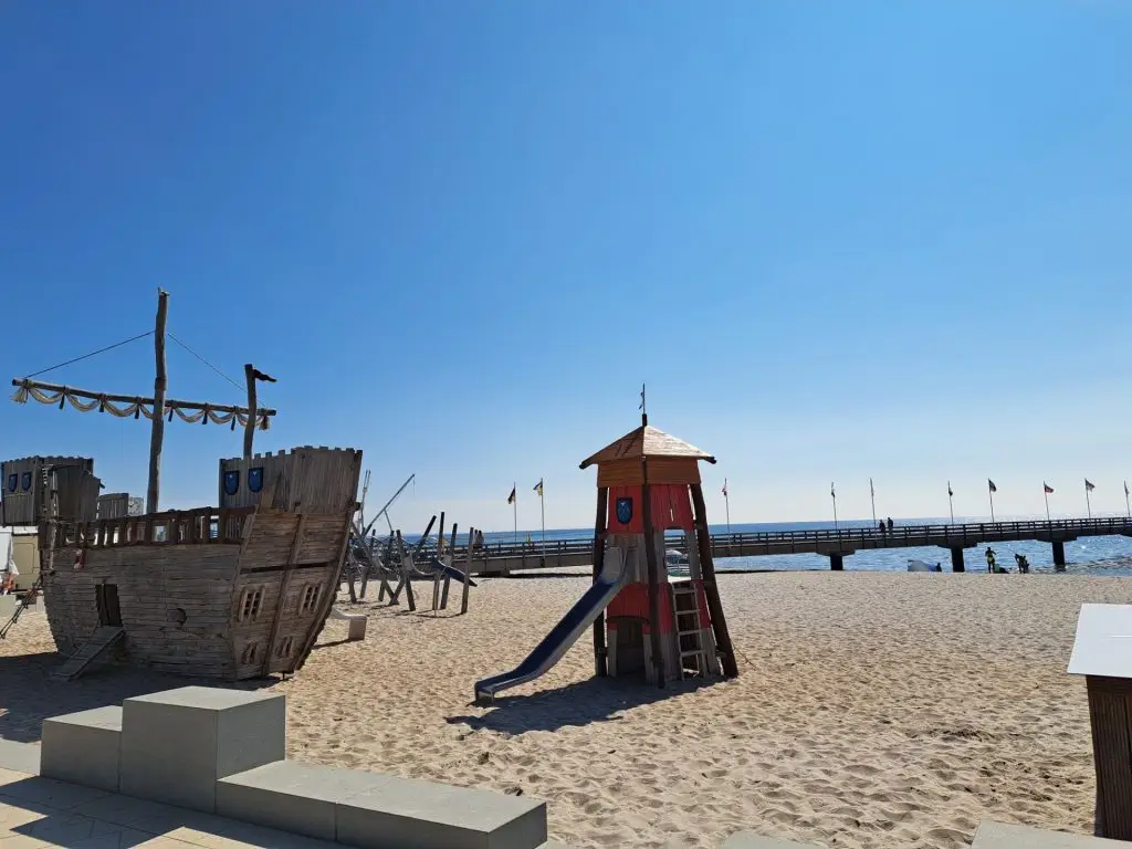 Großenbrode, Strand, Sand, Meer, Sommer, Sonne, Promenade, Spielen